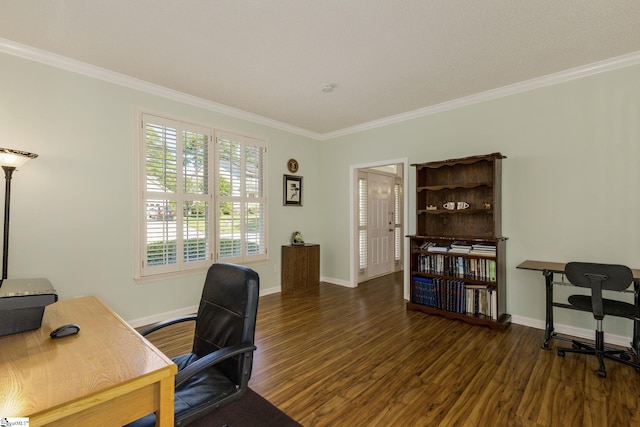 office area with crown molding, wood finished floors, and baseboards