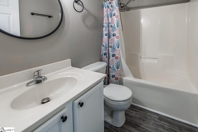 175 Falcon Ridge Dr, Boiling Springs, SC 29316 - full bathroom featuring toilet, vanity, wood finished floors, and shower / bath combo