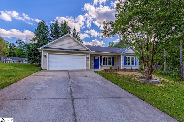 175 Falcon Ridge Dr, Boiling Springs, SC 29316 - ranch-style home featuring a front yard, concrete driveway, and an attached garage