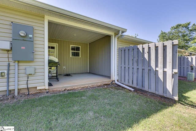 321 Aldworth Ln, Fountain Inn, SC 29644 - property entrance with a patio