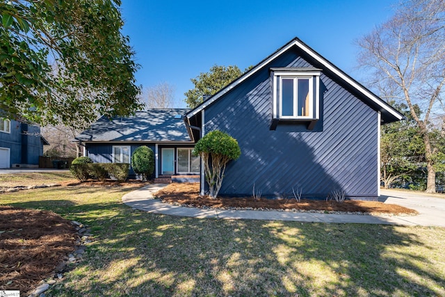 4 Pebble Creek Ct, Taylors, SC 29687 - view of front of property featuring a front lawn