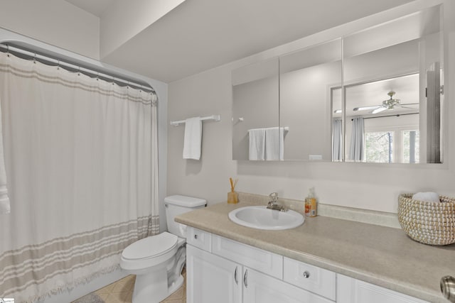451 Cedar Creek Rd, Sunset, SC 29685 - full bath featuring vanity, toilet, ceiling fan, and a shower with curtain
