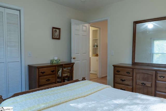 bedroom with a closet