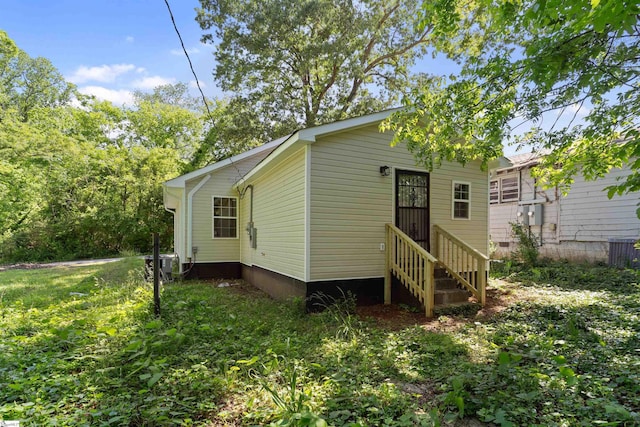 128 Owens St, Spartanburg, SC 29306 - rear view of house with cooling unit
