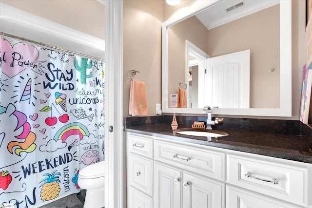 100 Bent Willow Way, Easley, SC 29642 - bathroom featuring crown molding, vanity, toilet, and a shower with curtain