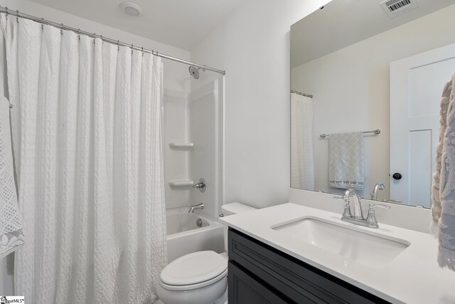 139 Ridgeline Row, Central, SC 29630 - bathroom with toilet, vanity, and shower / bath combination with curtain