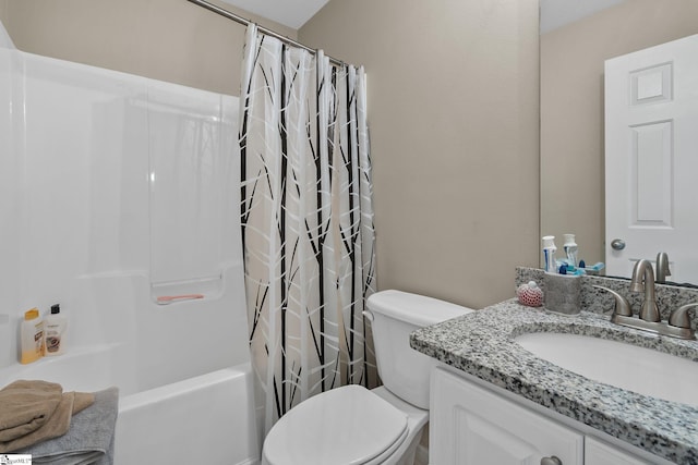 113 Glastonbury Dr, Greer, SC 29651 - full bath with vanity, toilet, and shower / tub combo