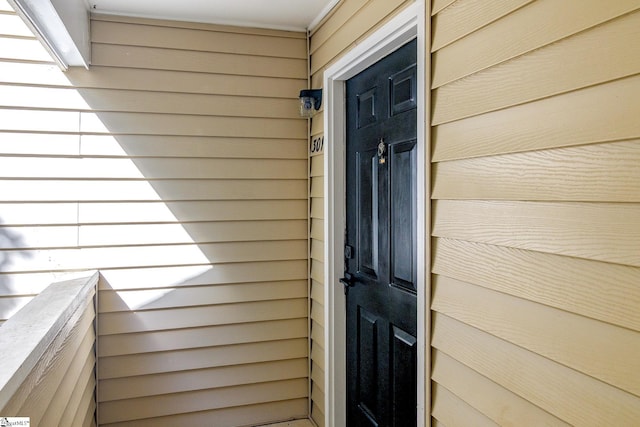 view of exterior entry