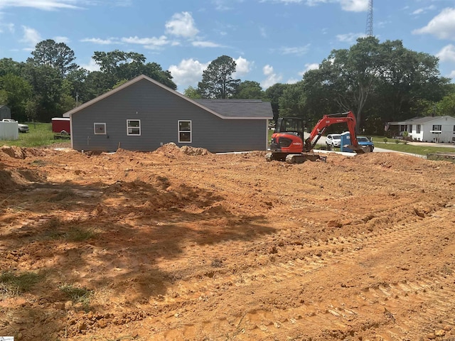3 Wenck Cir, Fountain Inn, SC 29644 - view of side of home