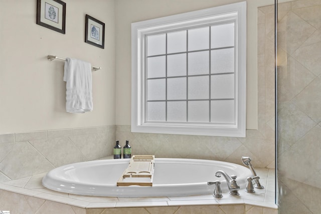 101 Belgian Blue Way, Fountain Inn, SC 29644 - full bath with a garden tub