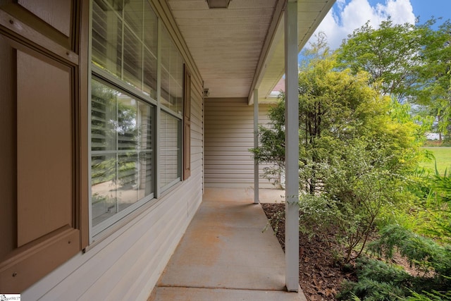 view of patio featuring covered porch
