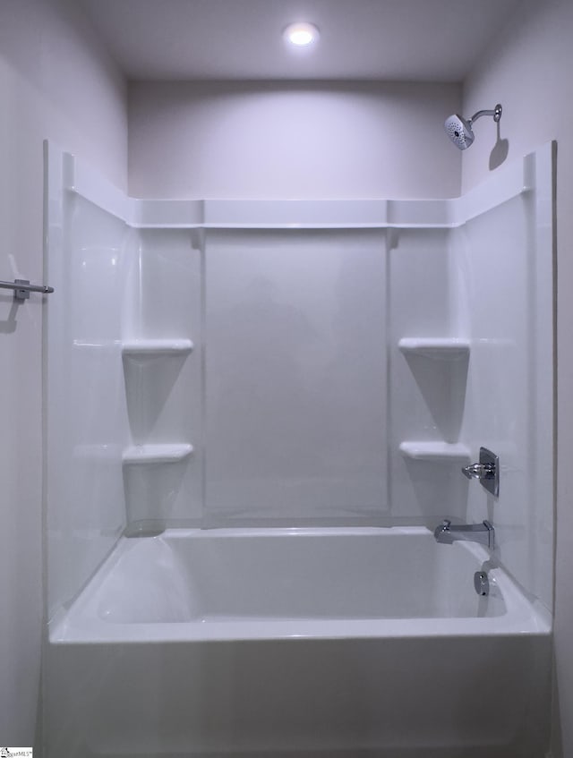 bathroom featuring shower / bathtub combination