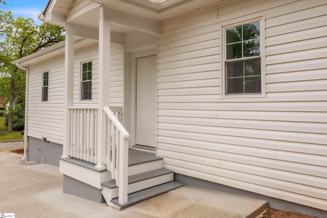 view of entrance to property