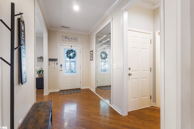 208 Medoc Ln, Moore, SC 29369 - entrance foyer with wood finished floors, ornamental molding, and baseboards
