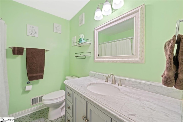 222 Woodview Ave, Spartanburg, SC 29306 - full bathroom featuring vanity, toilet, and baseboards