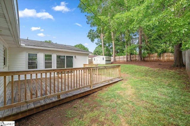 222 Woodview Ave, Spartanburg, SC 29306 - view of yard with a deck, an outbuilding, and a shed