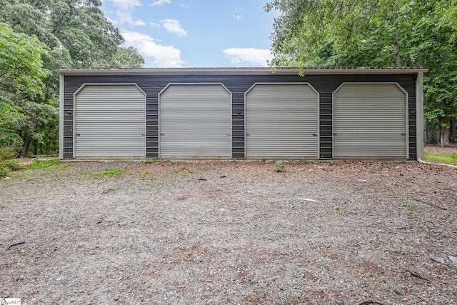 view of detached garage
