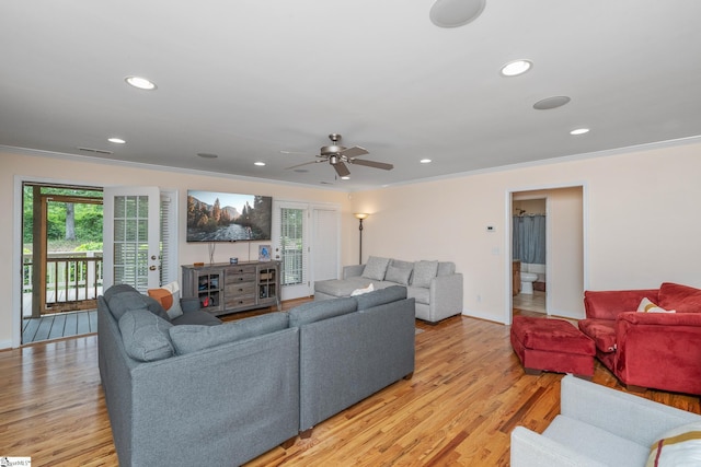 426 Isaqueena Dr, Greer, SC 29651 - living area featuring ornamental molding, light wood-style floors, recessed lighting, a ceiling fan, and baseboards