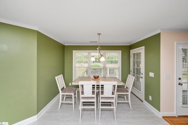 426 Isaqueena Dr, Greer, SC 29651 - dining room featuring baseboards and crown molding