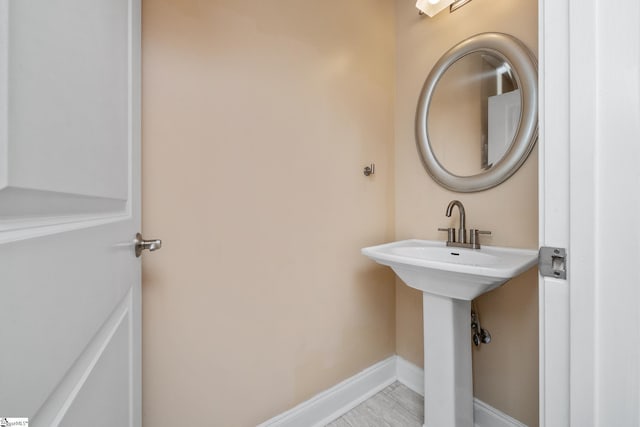 426 Isaqueena Dr, Greer, SC 29651 - bathroom with baseboards