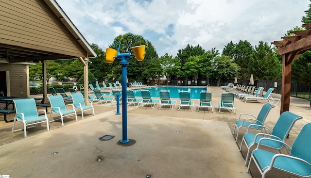 135 Bathurst Ln, Simpsonville, SC 29681 - community pool with a patio area