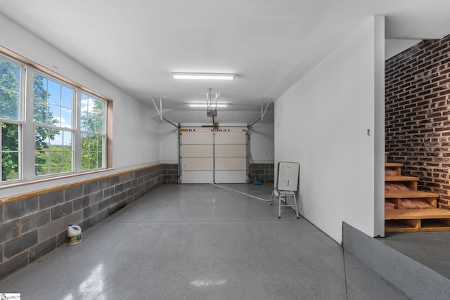 155 Mountain Lake Dr, Piedmont, SC 29673 - garage featuring a garage door opener