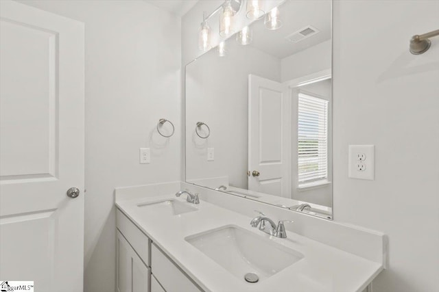 102 Randwick Ln, Greer, SC 29651 - full bath featuring double vanity