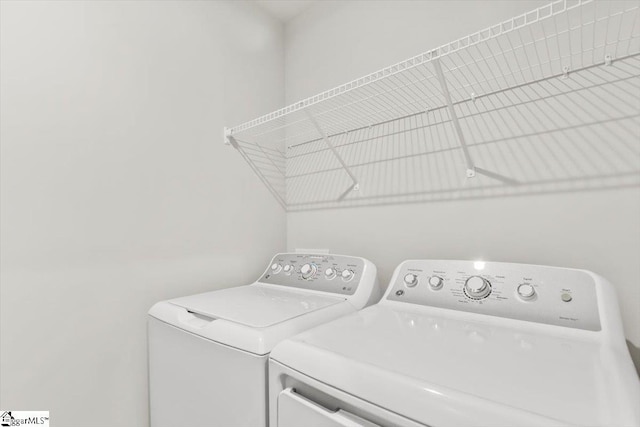 102 Randwick Ln, Greer, SC 29651 - washroom with washer and dryer
