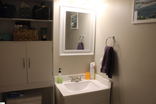 305 N Owens St, Clinton, SC 29325 - bathroom featuring vanity