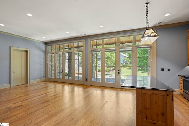 160 Mountain Brook Trl, Greenville, SC 29609 - unfurnished living room with ornamental molding, baseboards, recessed lighting, and light wood-type flooring