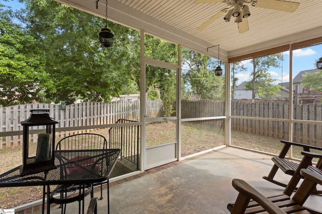 1008 Calumet Ct, Piedmont, SC 29673 - unfurnished sunroom with ceiling fan