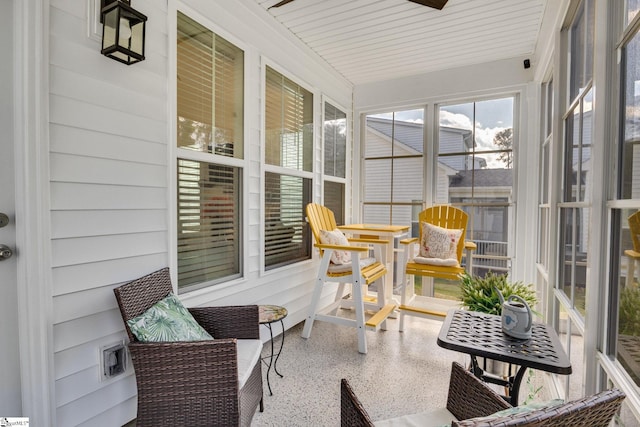 1560 Shallons Ct, Spartanburg, SC 29301 - sunroom with speckle patterned floor