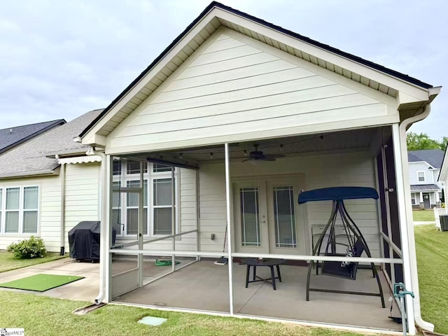 920 Hunterdale Ln, Boiling Springs, SC 29316 - back of property with a patio area, ceiling fan, a yard, and central AC unit
