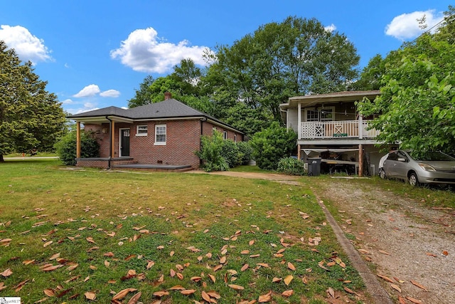 3902 Old Buncombe Rd, Greenville, SC 29617 - view of grassy yard featuring dirt driveway