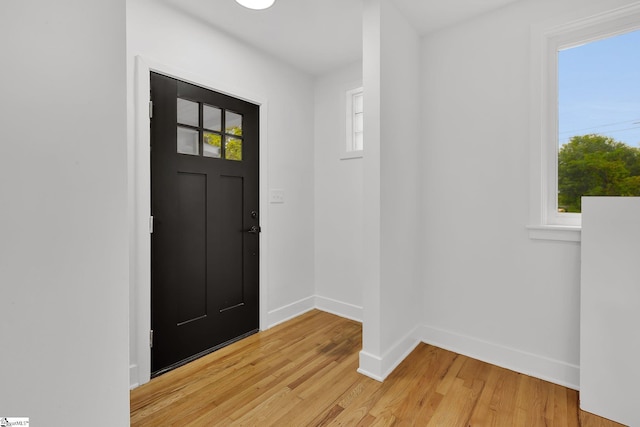 3902 Old Buncombe Rd, Greenville, SC 29617 - entrance foyer featuring light wood-type flooring and baseboards
