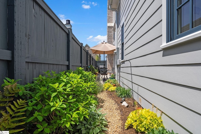 114 Burrough St, Greenville, SC 29615 - view of side of home with fence