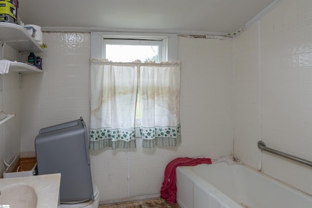 156 Spencer Rd, Jonesville, SC 29653 - full bathroom featuring a tub to relax in and a sink