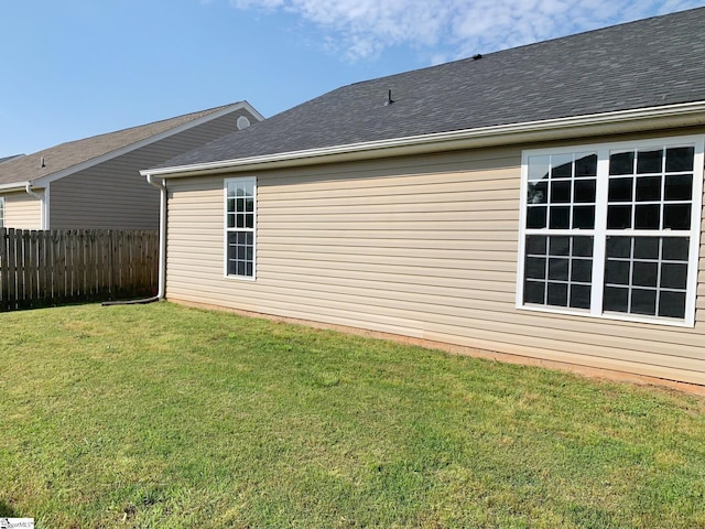 15 Tack Ln, Greer, SC 29650 - rear view of house featuring a shingled roof