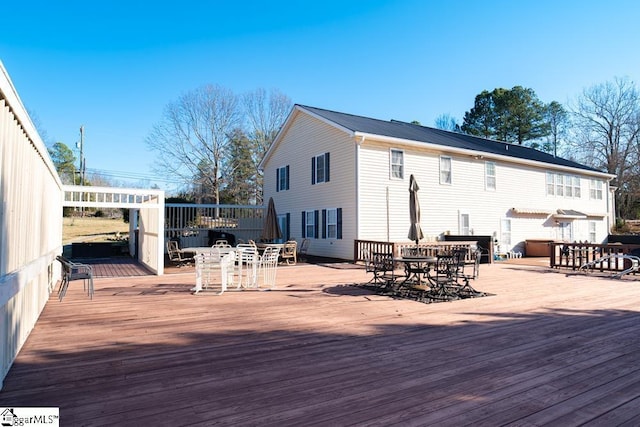 521 N Calhoun Shores Pkwy, Calhoun Falls, SC 29628 - wooden terrace featuring outdoor dining area