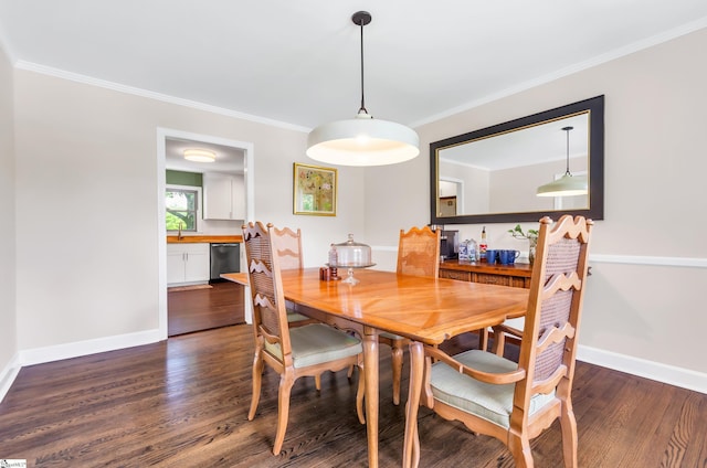 101 Kenilworth Ct, Greenville, SC 29615 - dining room featuring wood finished floors, baseboards, and ornamental molding