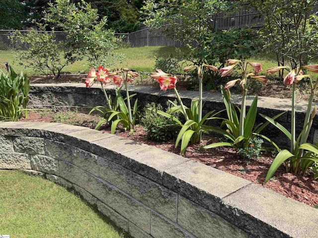 10 Dickens Ln, Taylors, SC 29687 - view of pool featuring fence