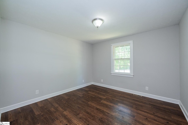 474 Lindsey Lake Rd, Travelers Rest, SC 29690 - unfurnished room featuring dark wood finished floors and baseboards
