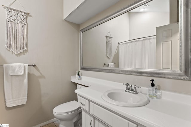 7 Bendingwood Cir, Taylors, SC 29687 - full bathroom featuring toilet, vanity, tile patterned flooring, and a shower with curtain