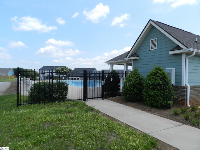 14 Moray Pl, Simpsonville, SC 29681 - gate featuring fence