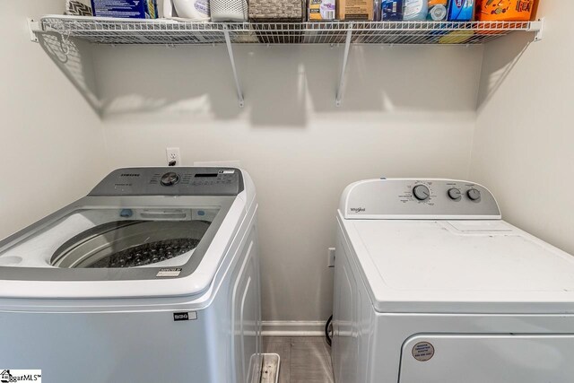 115 Slateford Cir, Piedmont, SC 29673 - laundry room featuring independent washer and dryer and baseboards