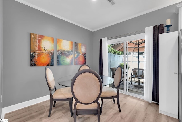 40 Ridgestone Cir, Mauldin, SC 29662 - dining room featuring light wood-style floors, ornamental molding, and baseboards