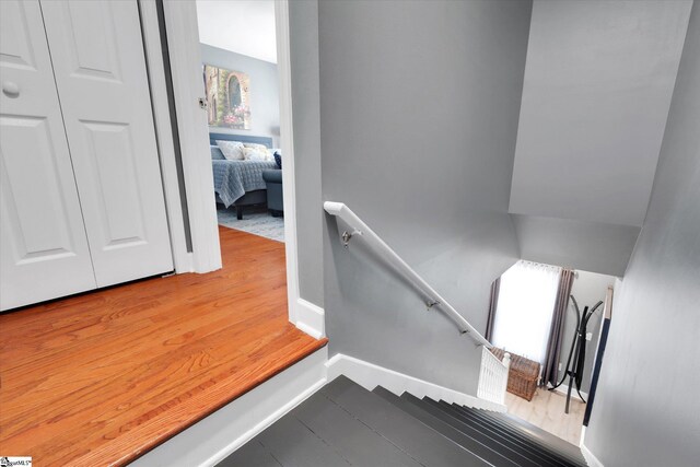 40 Ridgestone Cir, Mauldin, SC 29662 - stairway with baseboards and wood finished floors