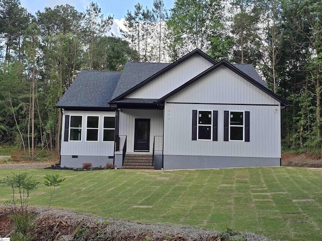 402 Edgewater Dr, Anderson, SC 29626 - view of front of house featuring a front lawn and a shingled roof