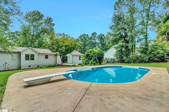 167 Lake Bowen Dr, Inman, SC 29349 - outdoor pool featuring a diving board, a patio, and a yard