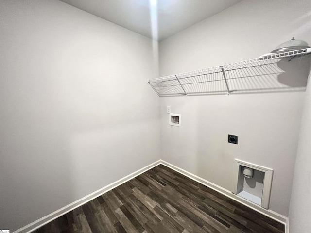 618 Farmstead Trl, Inman, SC 29349 - clothes washing area featuring washer hookup, baseboards, dark wood-type flooring, and electric dryer hookup
